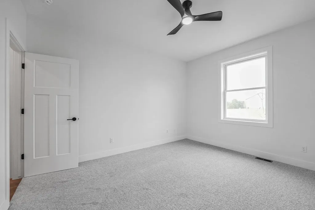 3038 Michele Marie Green Lake Township MI 49637