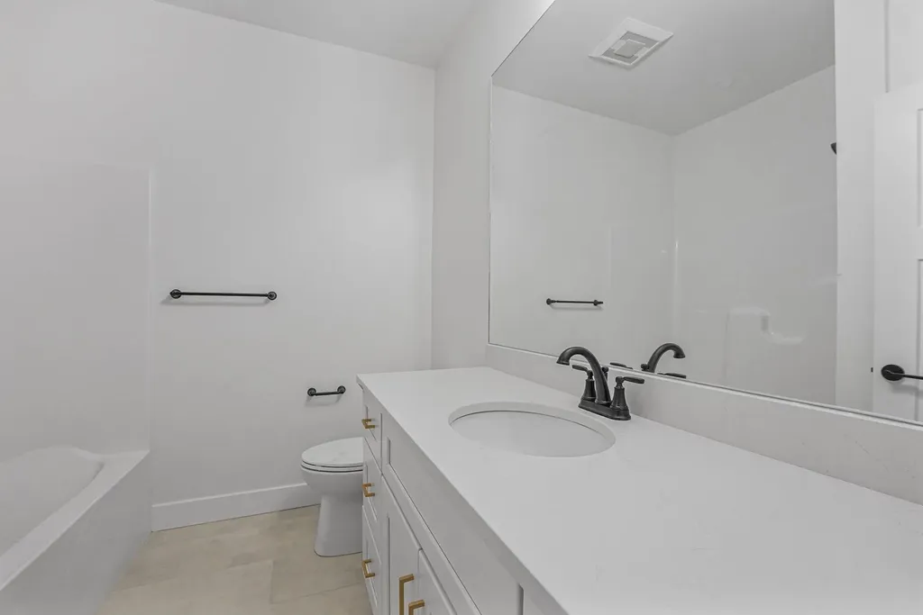 3038 Michele Marie Green Lake Township MI 49637