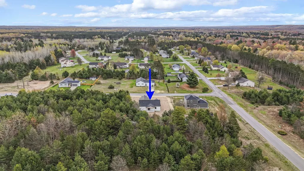 3038 Michele Marie Green Lake Township MI 49637