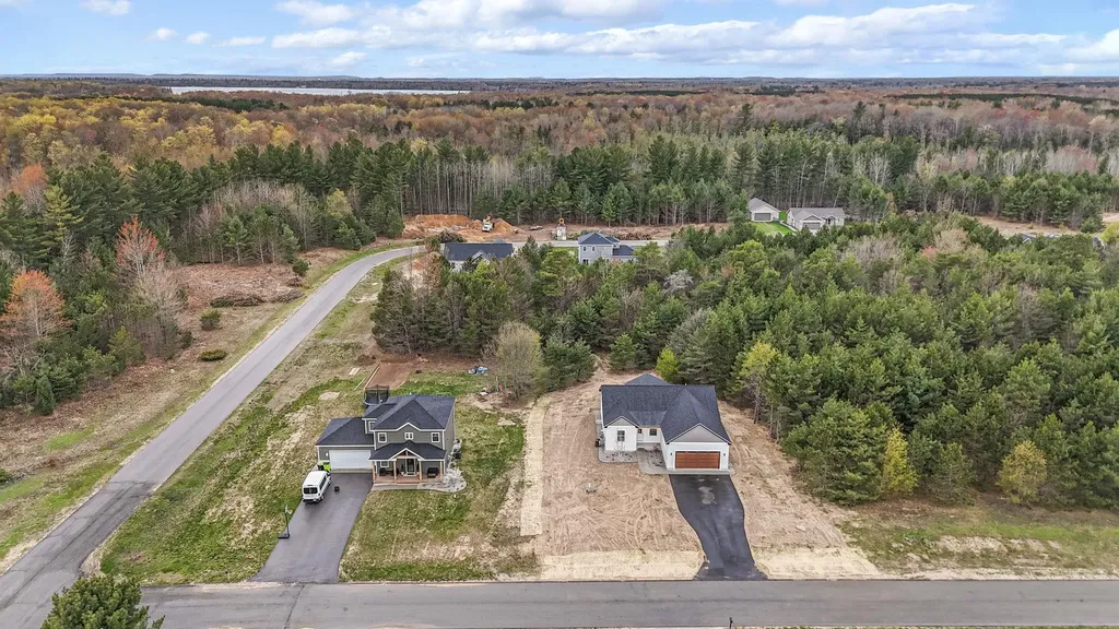3038 Michele Marie Green Lake Township MI 49637