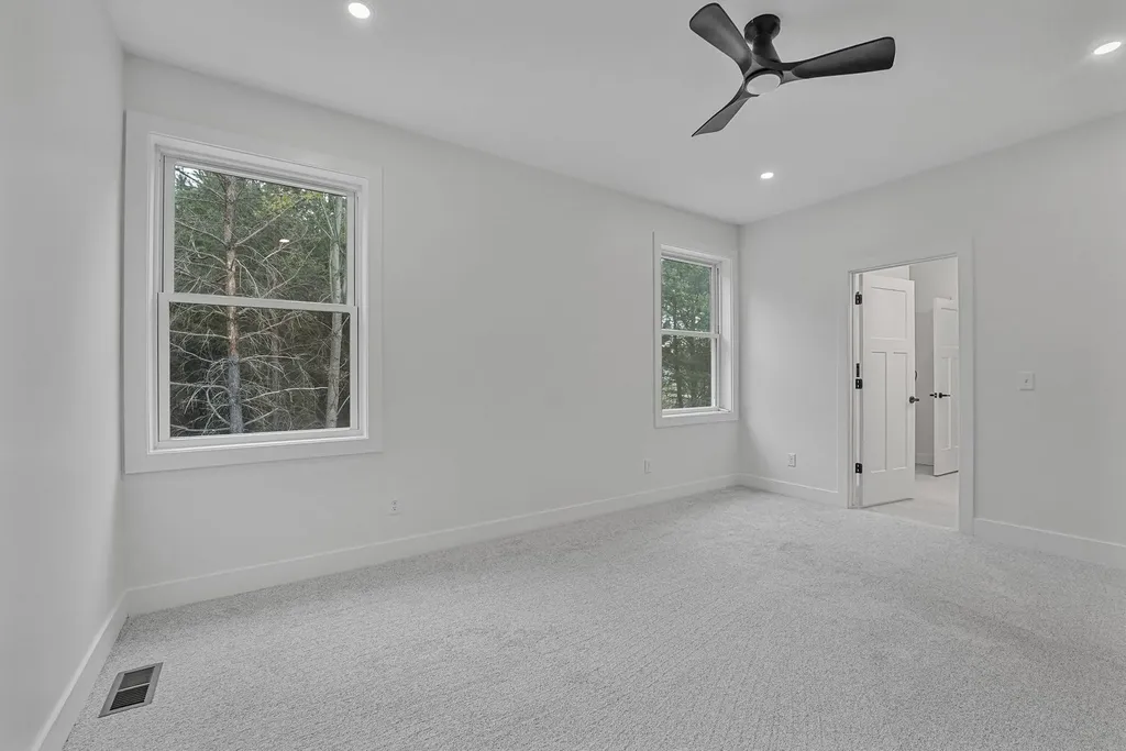 3038 Michele Marie Green Lake Township MI 49637