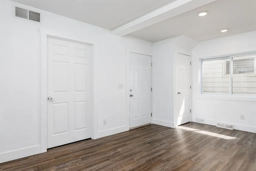 812 Forest Avenue Frankfort City MI 49635