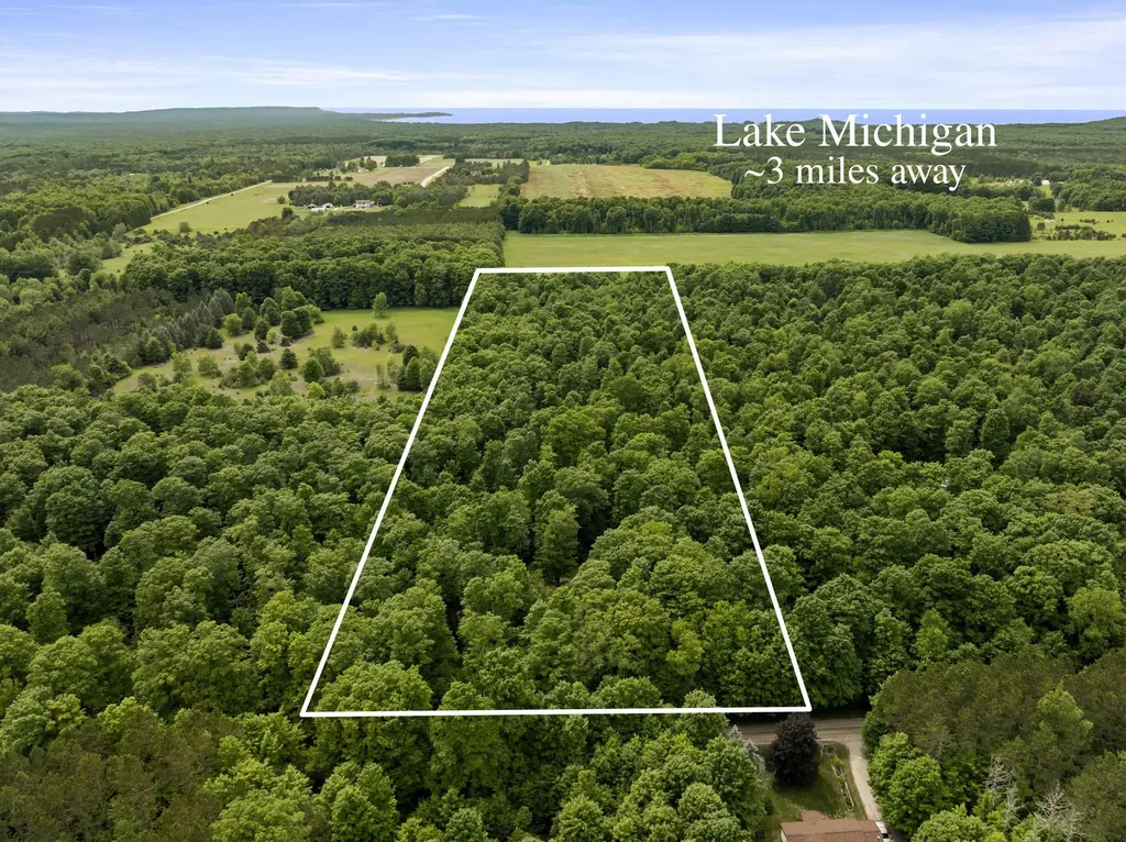7532 Way Road Platte Township MI 49640