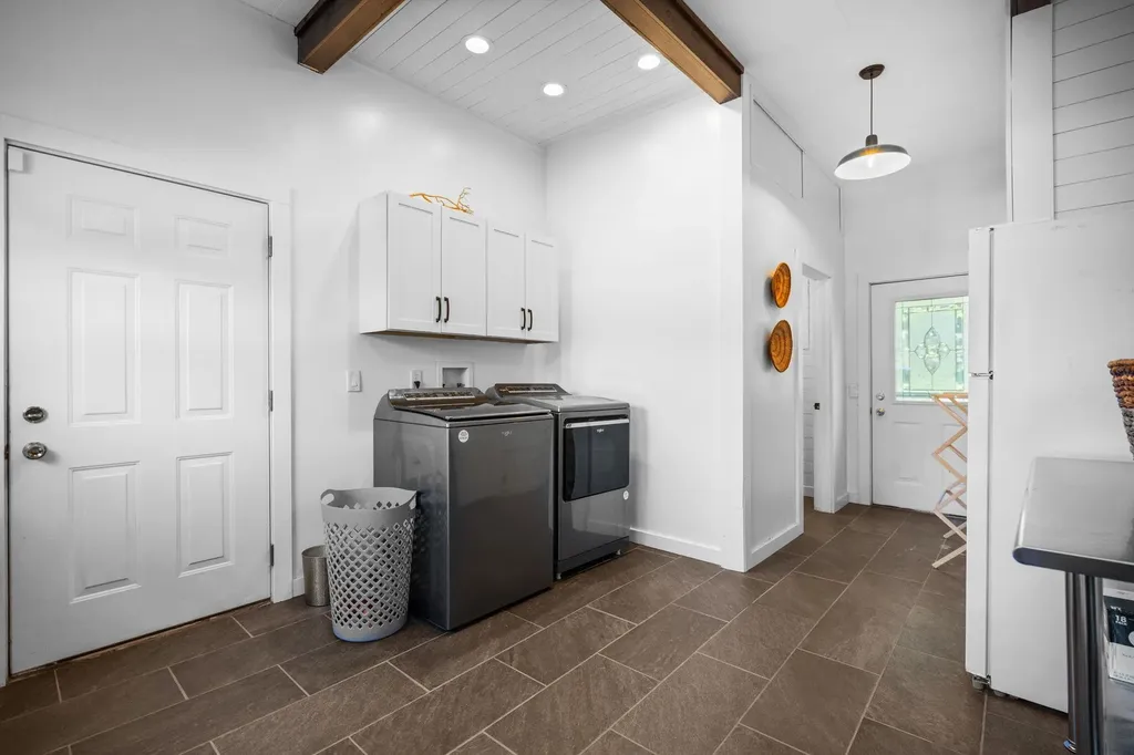 2784 Willsey Road East Bay Township MI 49696