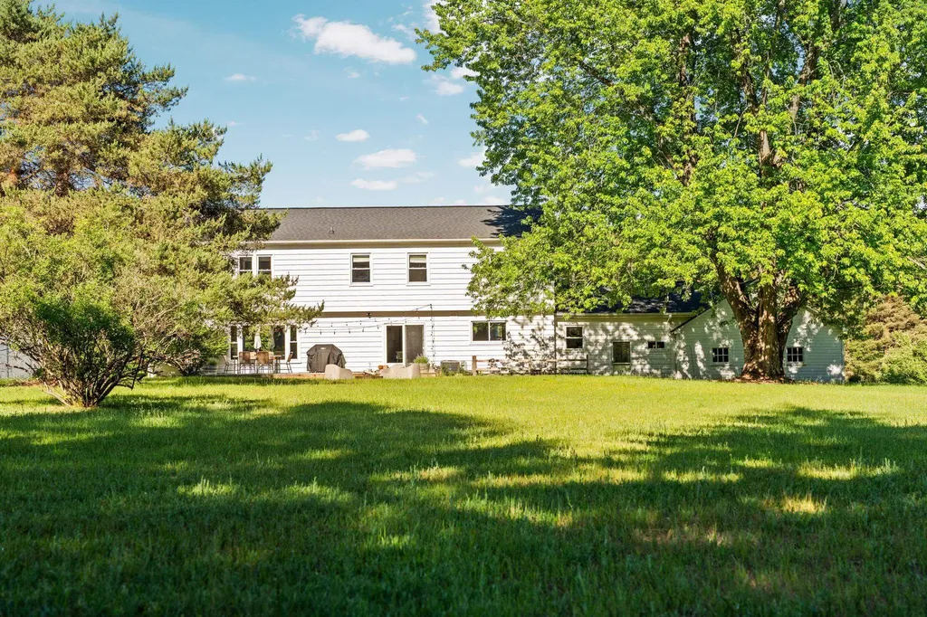 2784 Willsey Road East Bay Township MI 49696