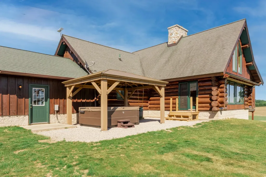 4311 Caro Lane Mayfield Township MI 49649
