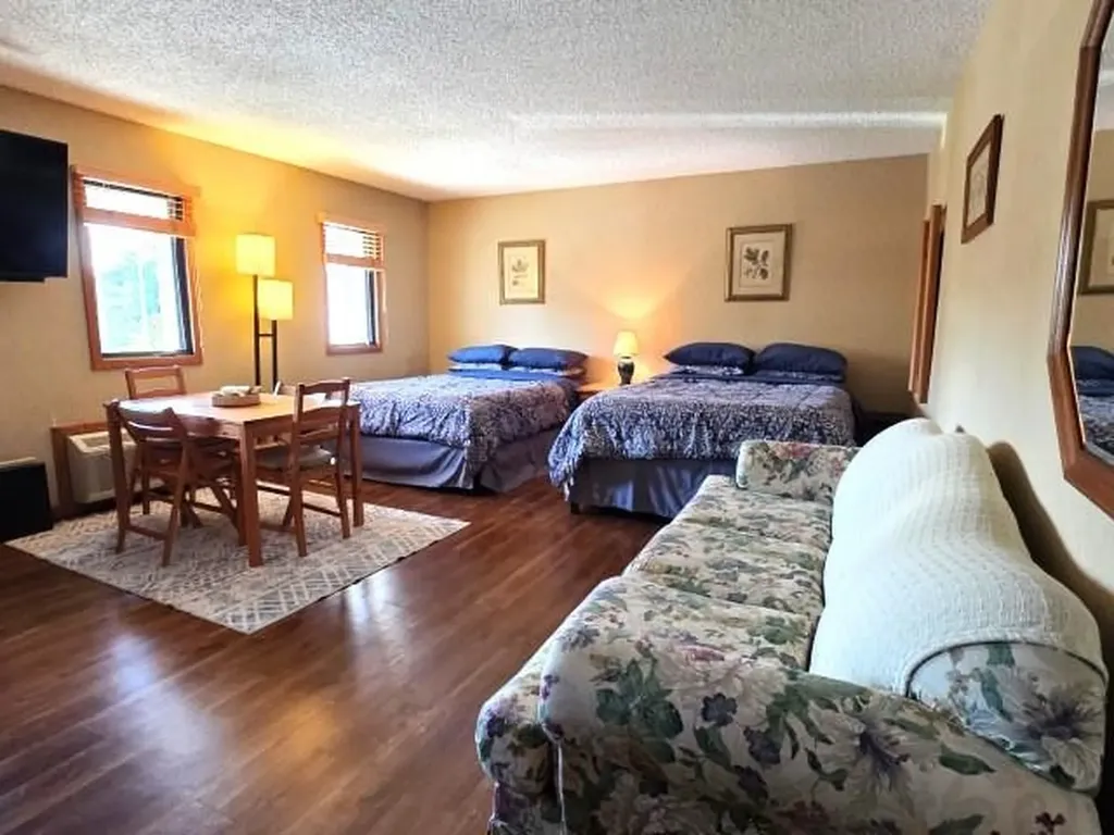 6500 Schuss Mountain Lane Custer Township MI 49659