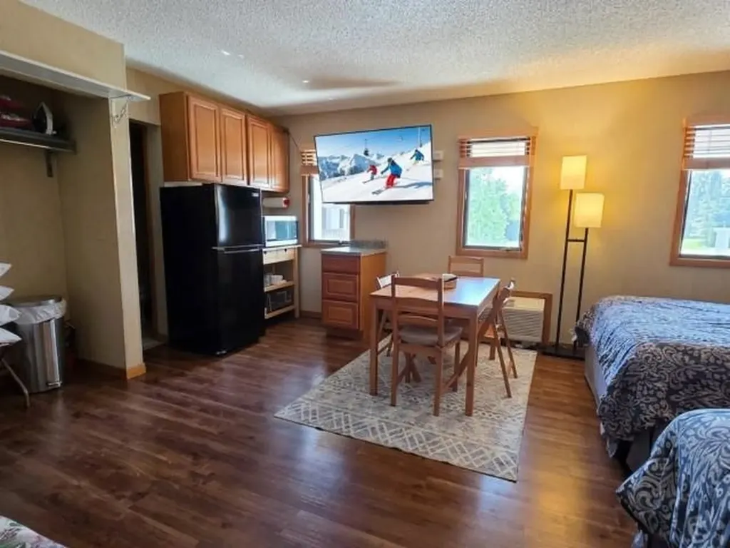 6500 Schuss Mountain Lane Custer Township MI 49659
