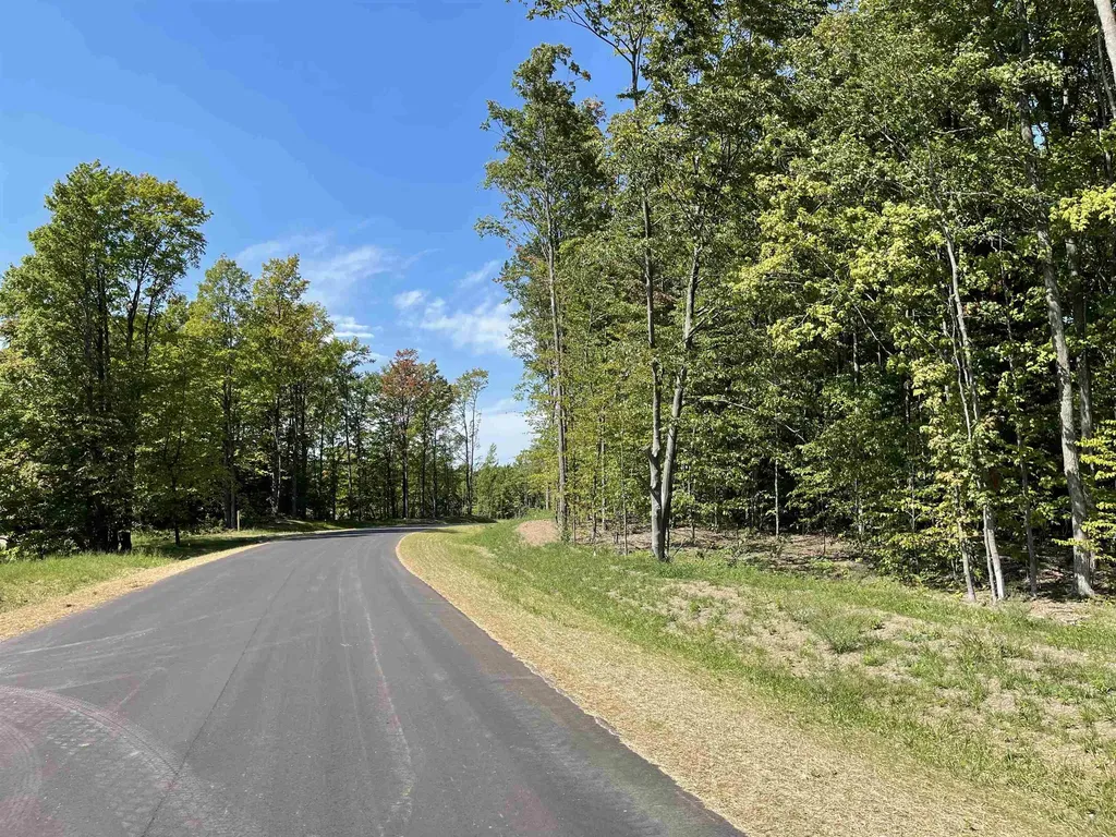 6165 Mountain Sky Road Paradise Township MI 49649