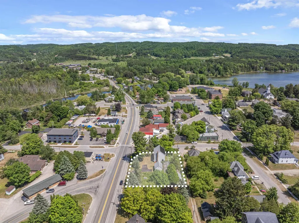 202 S Saint Joseph Leland Township MI 49653