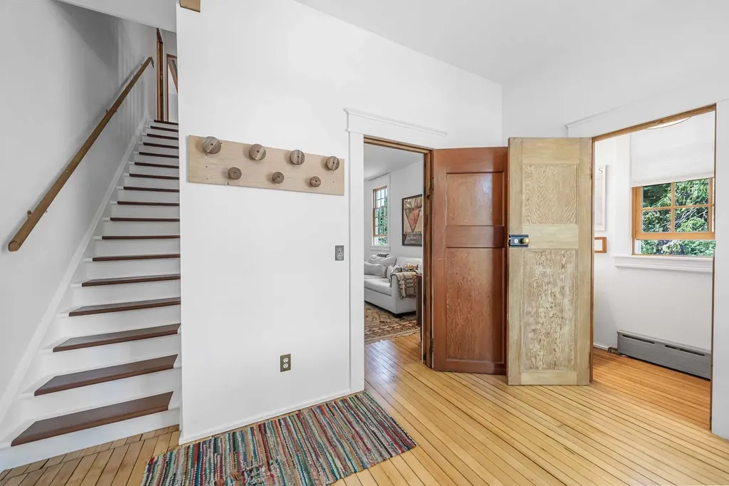 202 S Saint Joseph Leland Township MI 49653