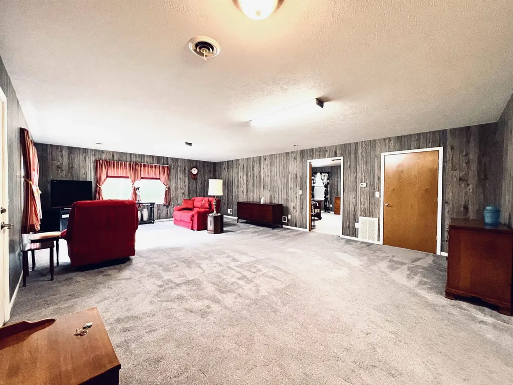5905 E Moorestown Road Norwich Township MI 49651