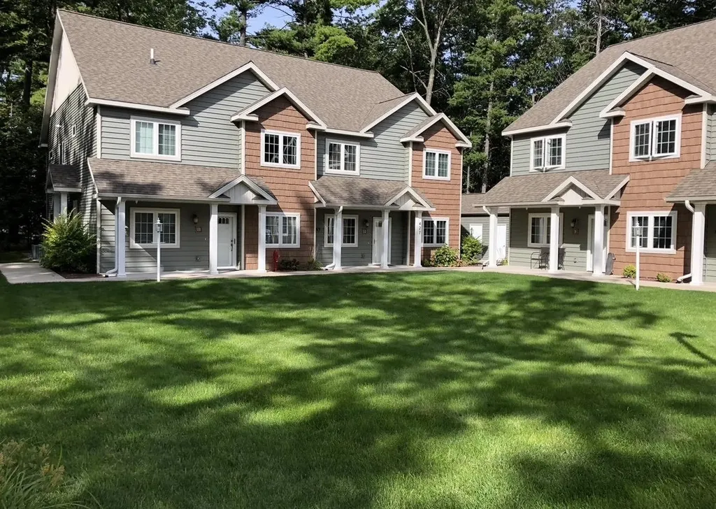 429 Munson Place Traverse City City MI 49686