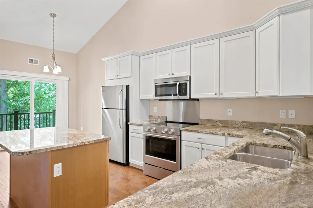 429 Munson Place Traverse City City MI 49686