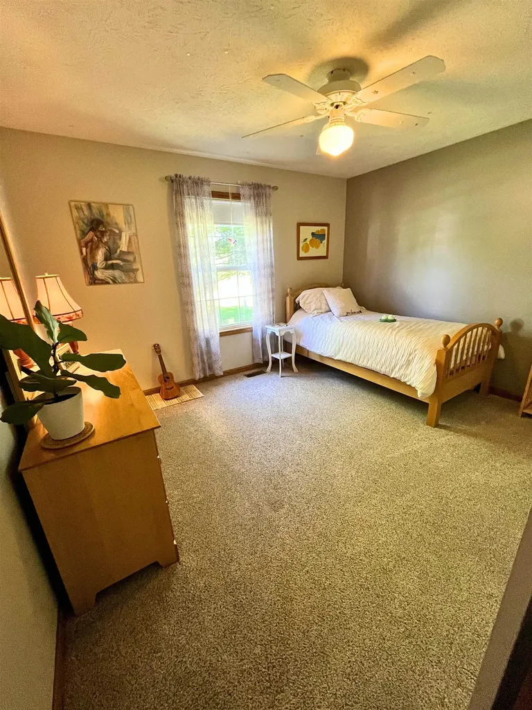 6394 Waterclover Street Unknown City MI 49088