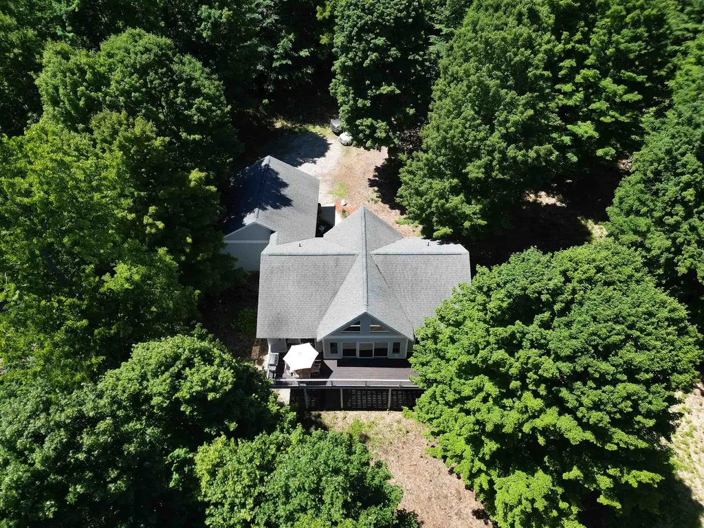 11770 S Mistys Trail Empire Township MI 49630