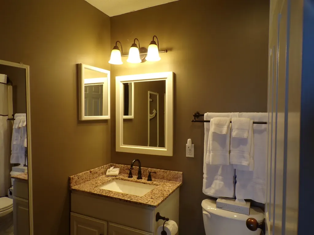 1246 Sunnyside Drive Cadillac City MI 49601