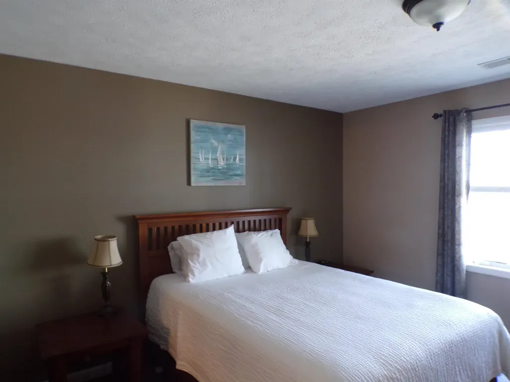 1246 Sunnyside Drive Cadillac City MI 49601