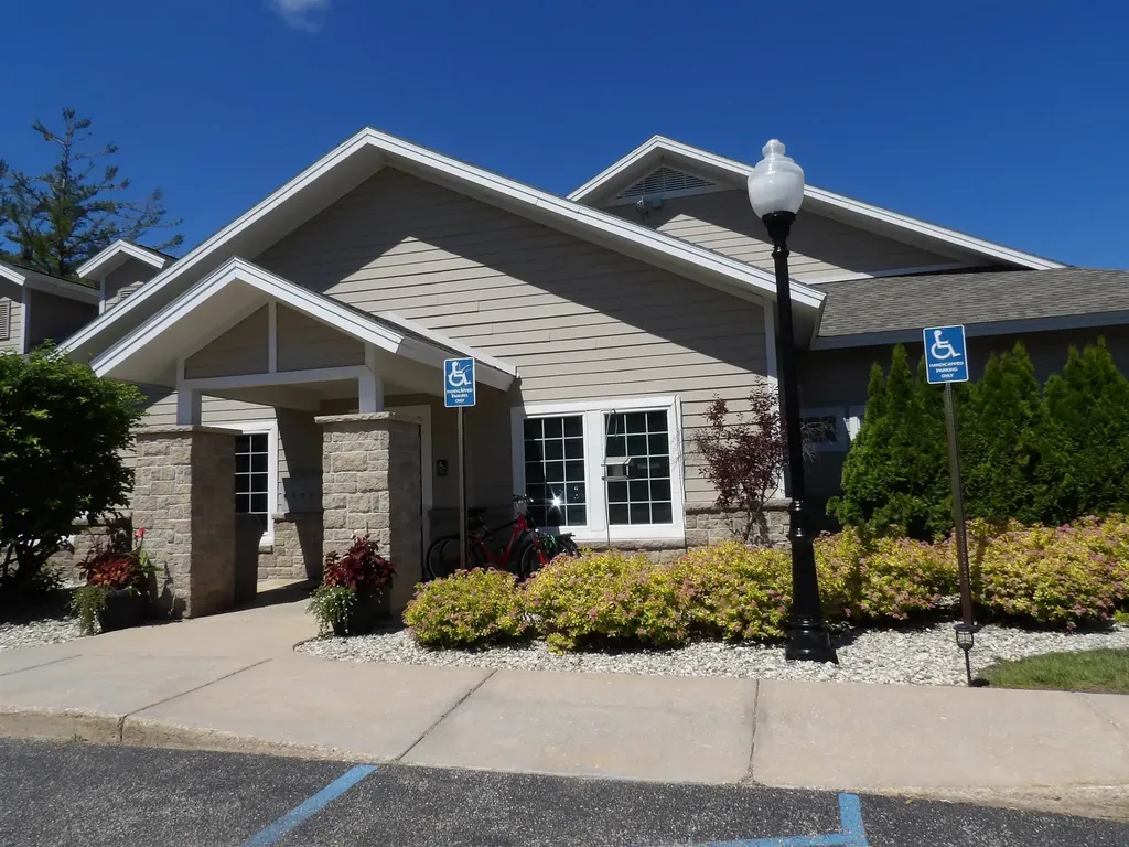 1246 Sunnyside Drive Cadillac City MI 49601