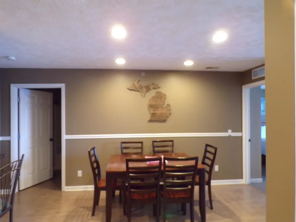 1246 Sunnyside Drive Cadillac City MI 49601