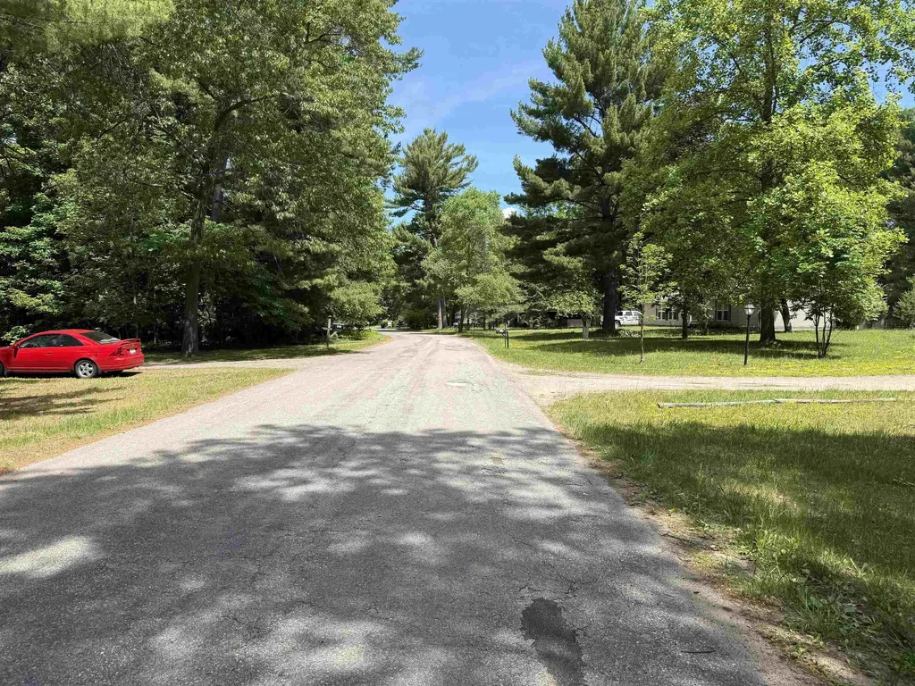 Lot 3 Evelyn Street East Bay Township MI 49686