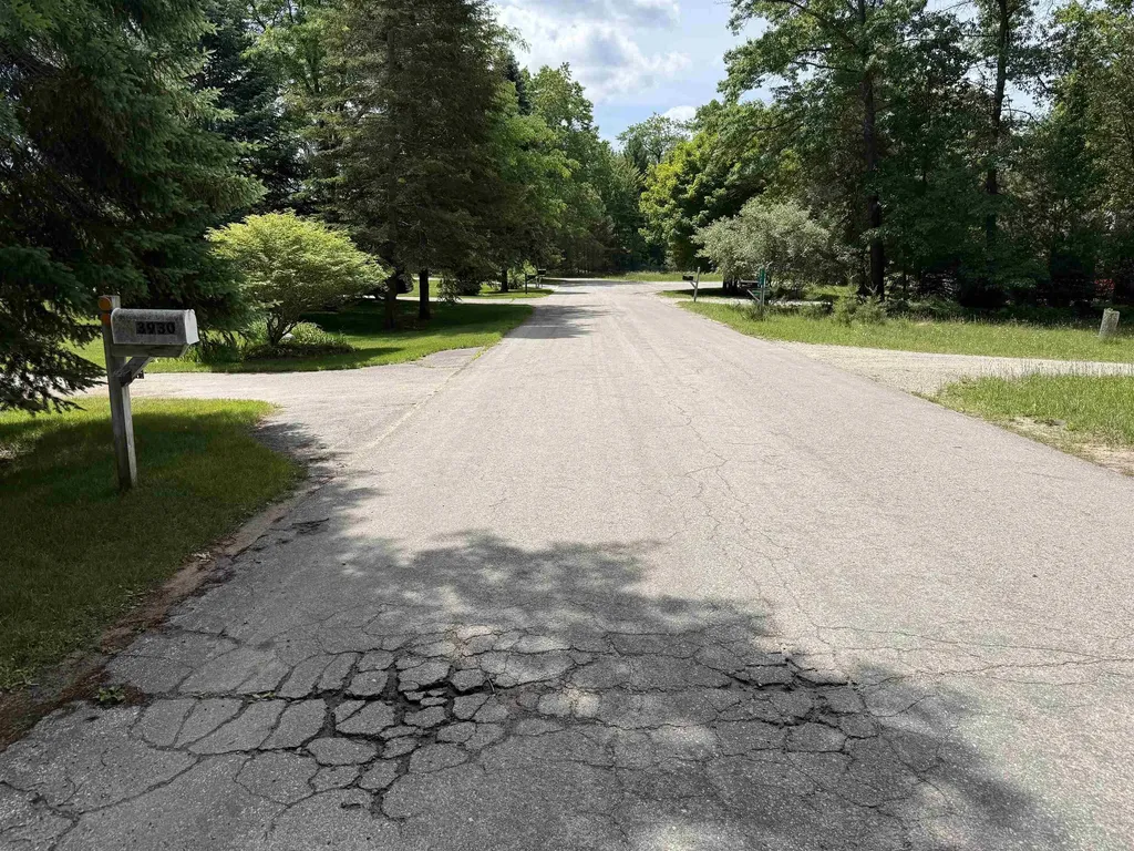 Lot 3 Evelyn Street East Bay Township MI 49686