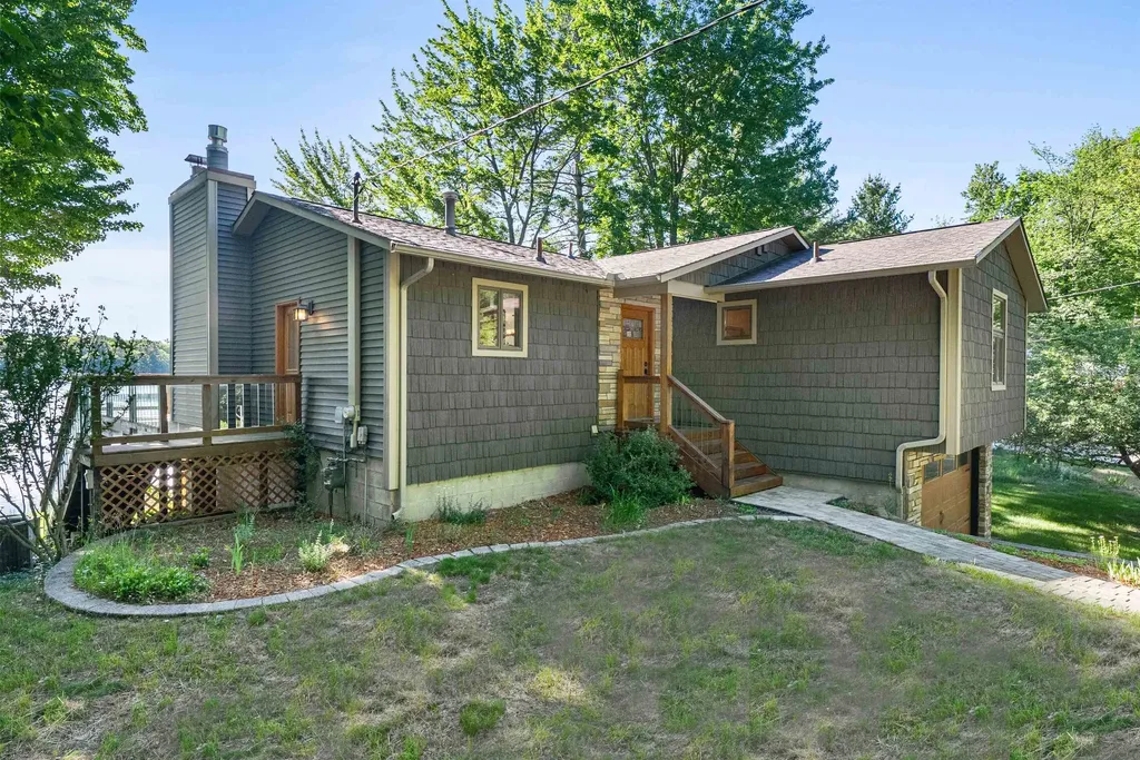 234 Highview Road East Bay Township MI 49696