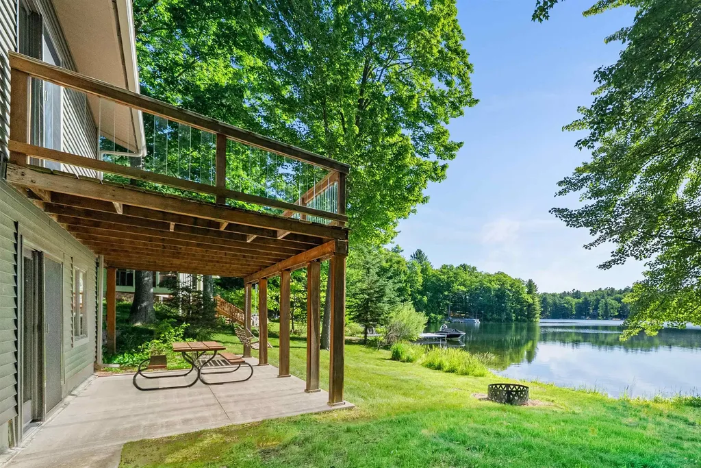 234 Highview Road East Bay Township MI 49696