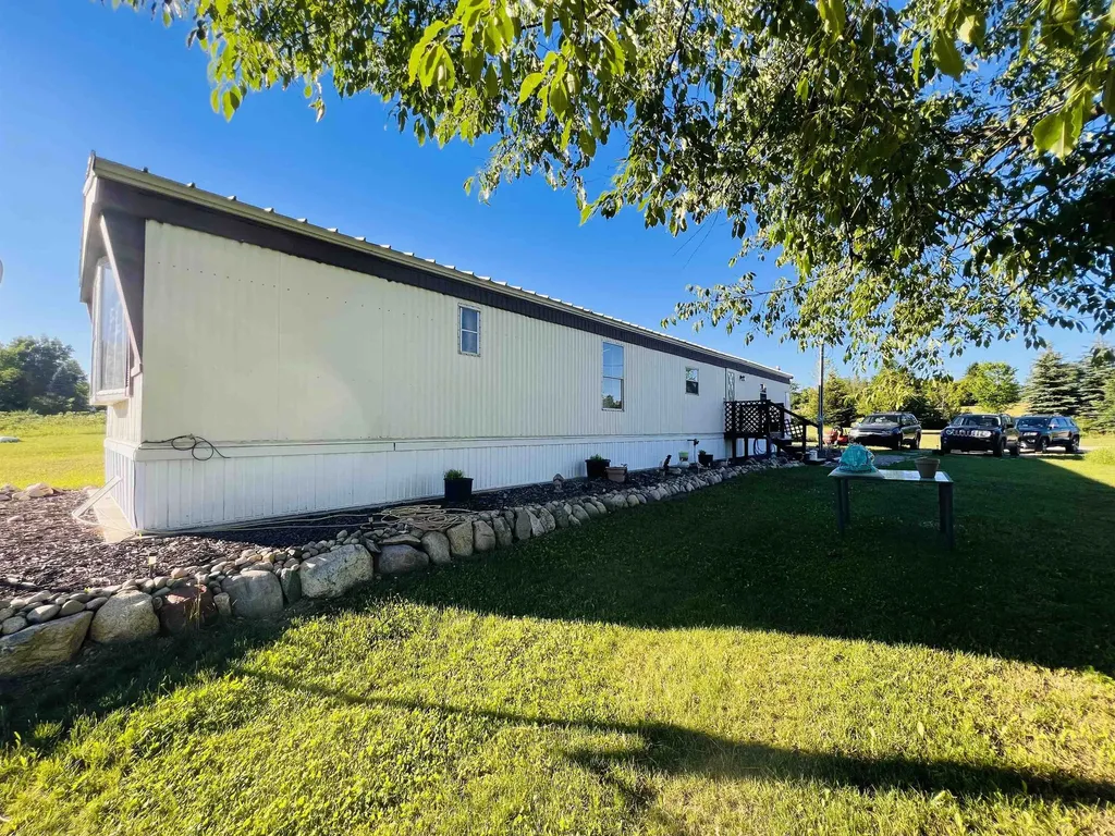 13845 70th Avenue Hartwick Township MI 49631