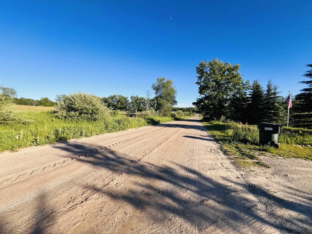 13845 70th Avenue Hartwick Township MI 49631