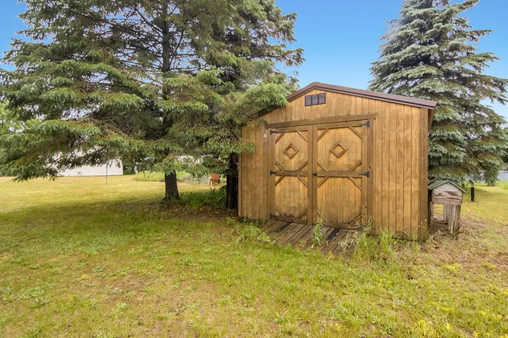 5250 W Mobile Trail Blair Township MI 49685