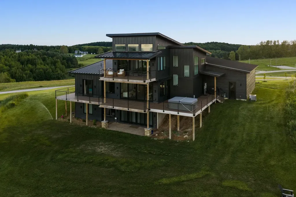 10112 E John Michael Drive Suttons Bay Township MI 49682