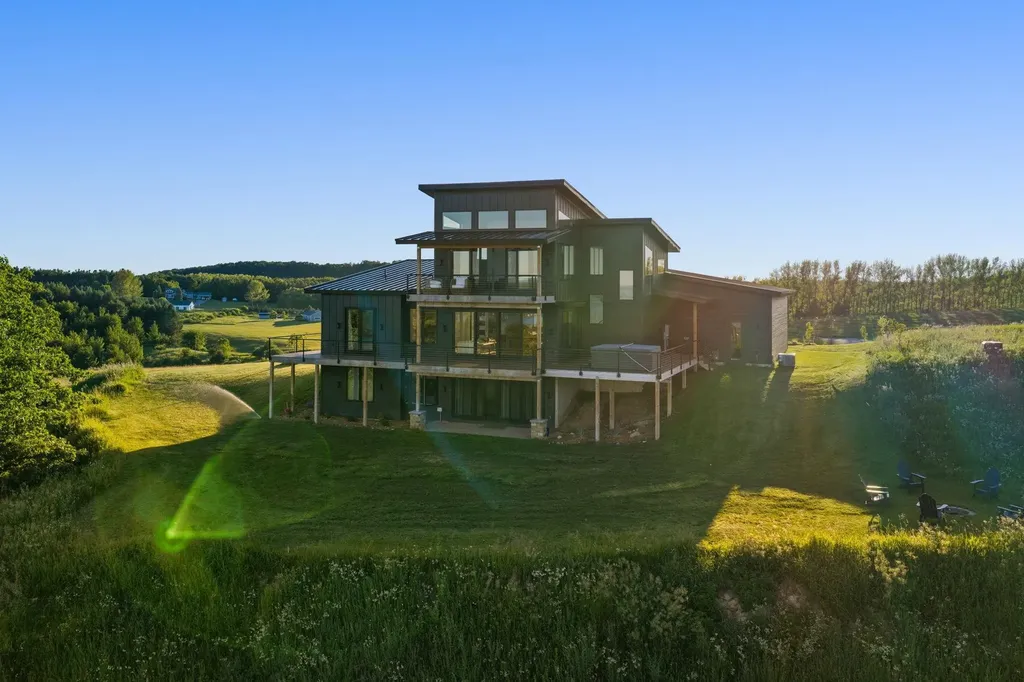 10112 E John Michael Drive Suttons Bay Township MI 49682