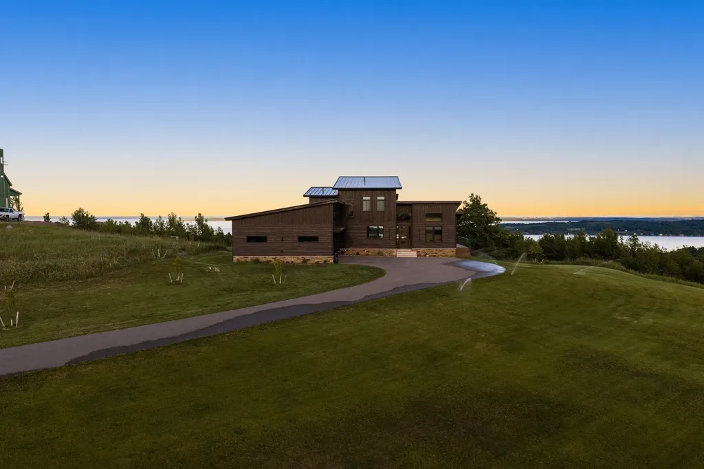 10112 E John Michael Drive Suttons Bay Township MI 49682
