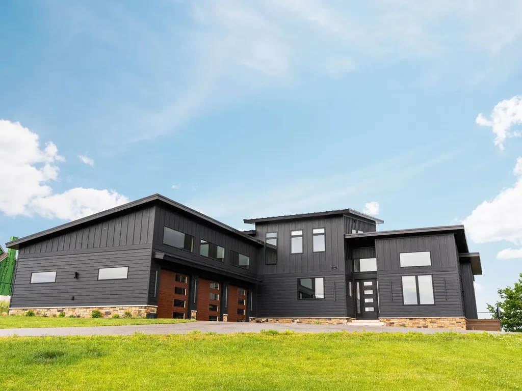 10112 E John Michael Drive Suttons Bay Township MI 49682