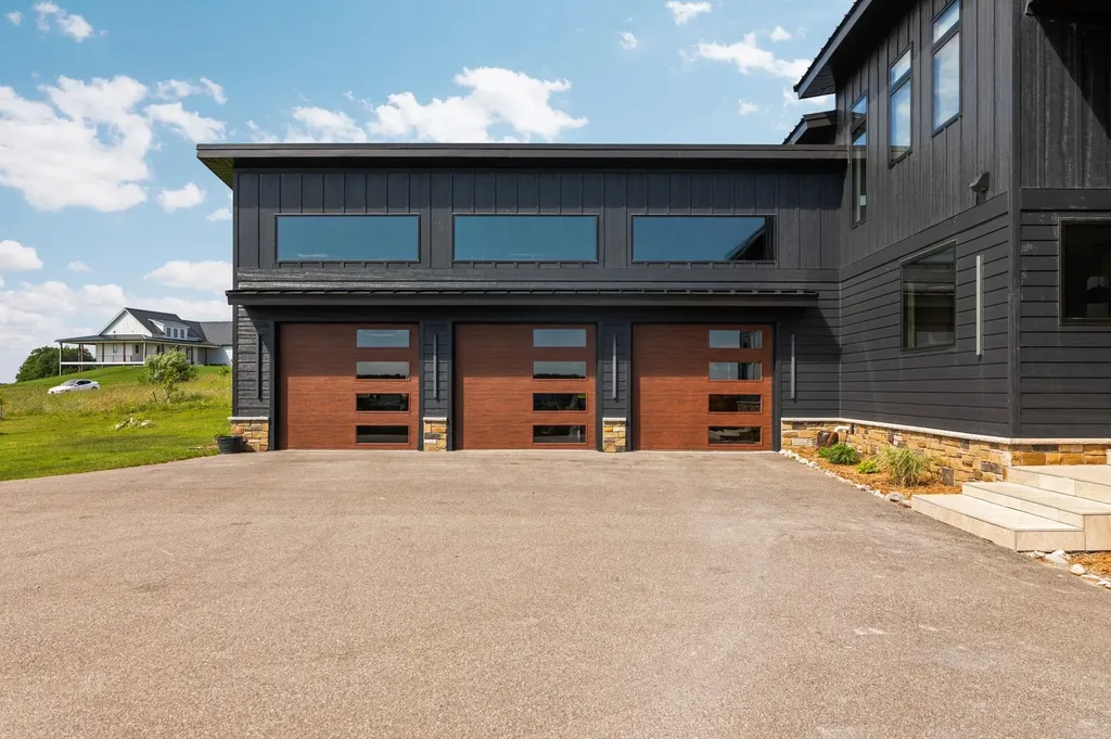 10112 E John Michael Drive Suttons Bay Township MI 49682