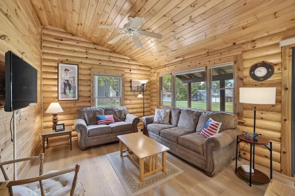 10844 Torchlight Lane Central Lake Township MI 49622