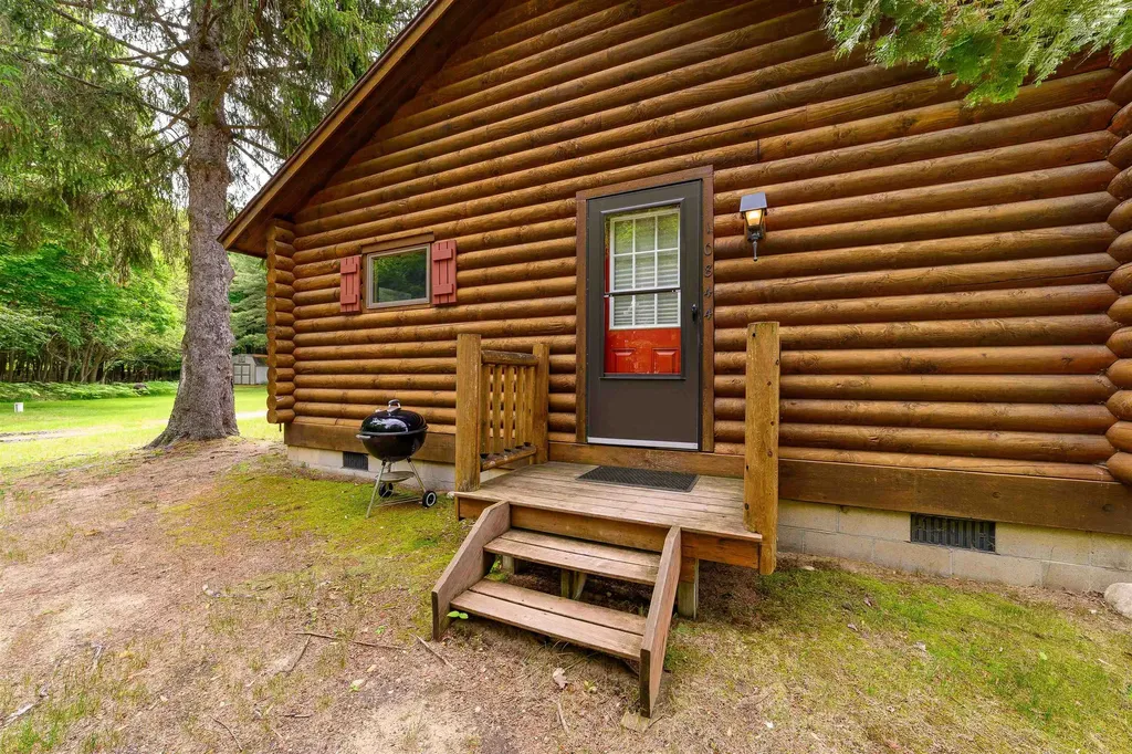 10844 Torchlight Lane Central Lake Township MI 49622