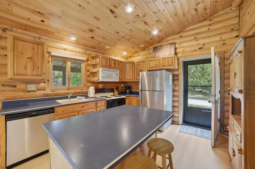 10844 Torchlight Lane Central Lake Township MI 49622