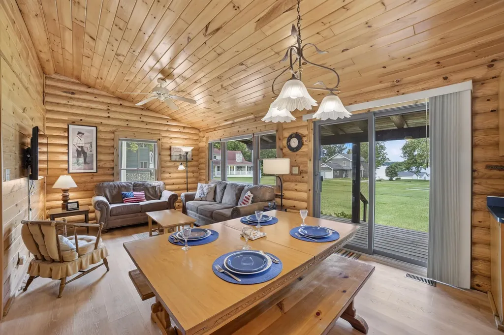 10844 Torchlight Lane Central Lake Township MI 49622
