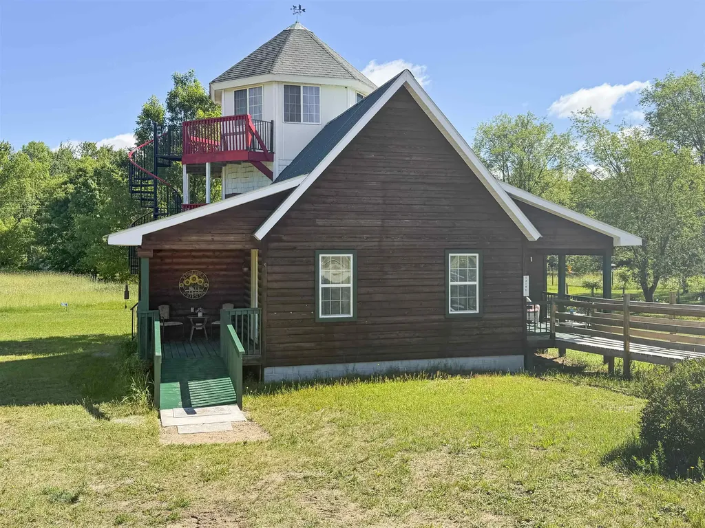 13195 Pak Road Springdale Township MI 49614