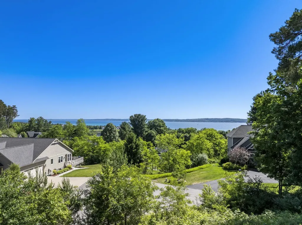 781 Wind Drift Drive Garfield Charter Township MI 49684
