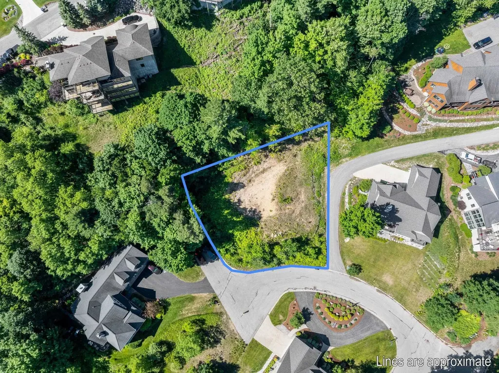 781 Wind Drift Drive Garfield Charter Township MI 49684