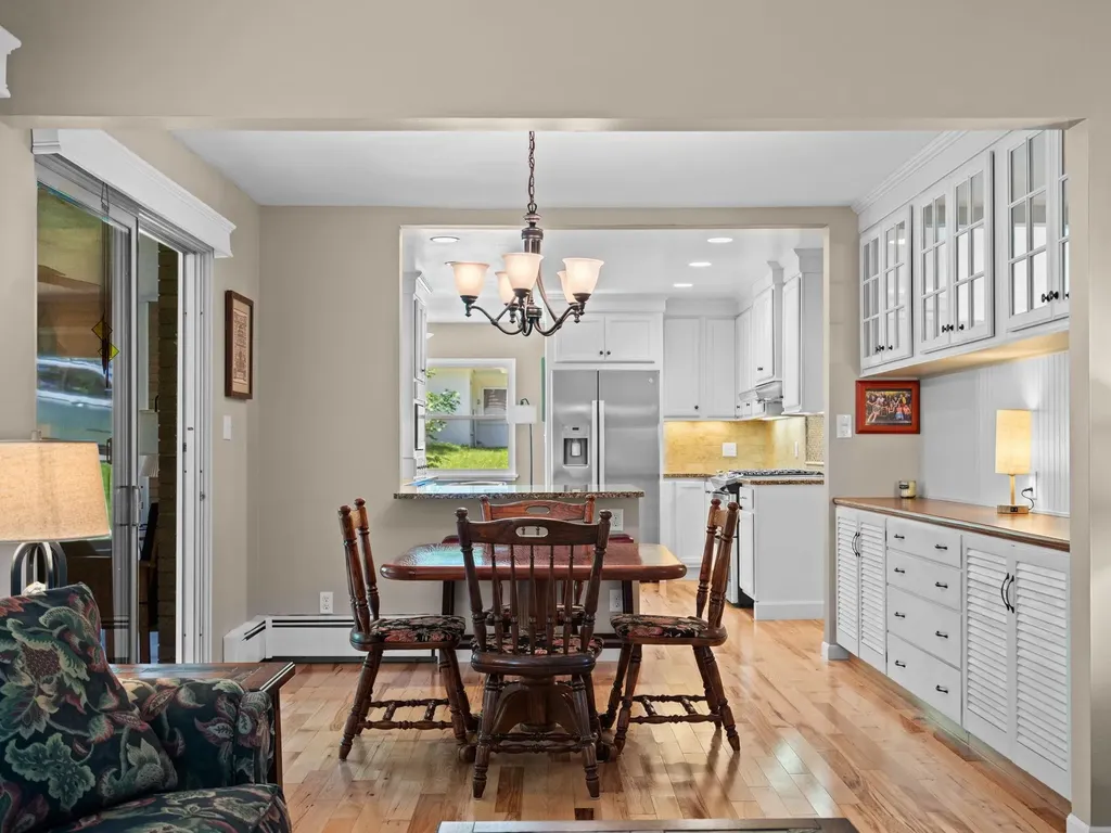 7370 Maple Terrace Avenue Peninsula Township MI 49686