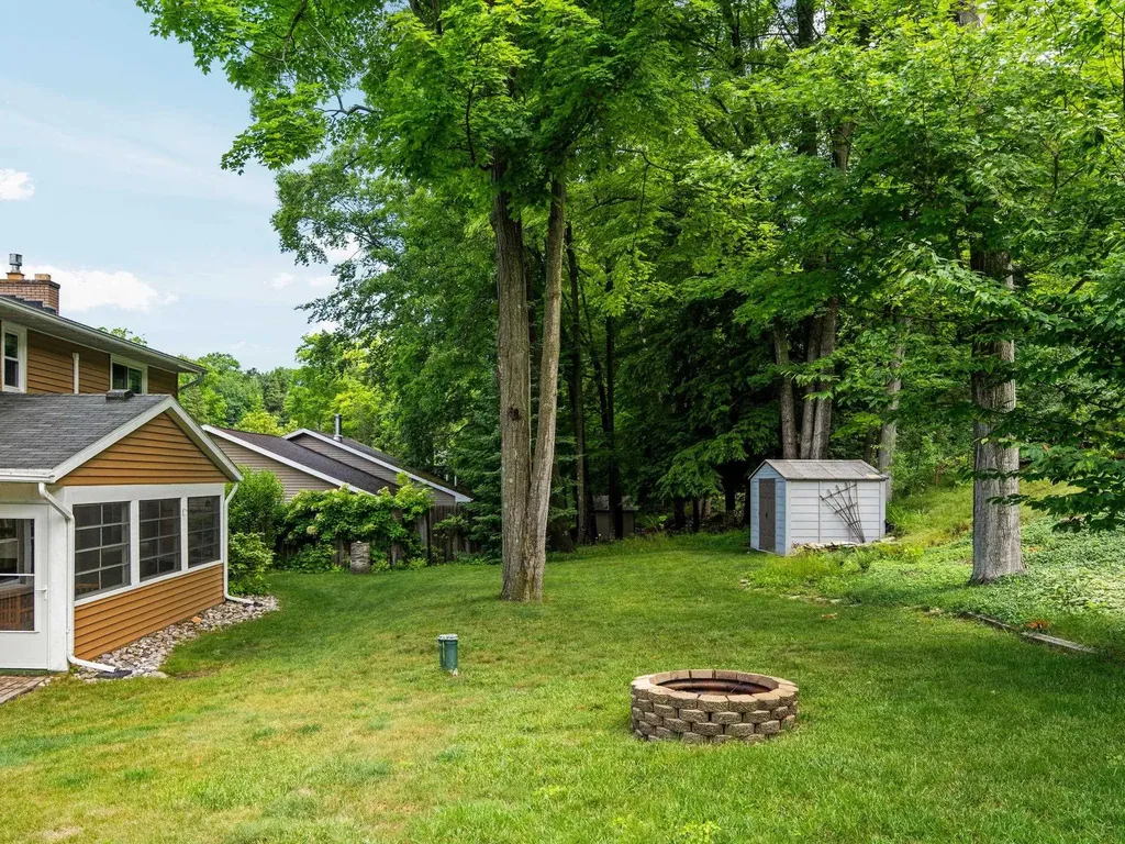 7370 Maple Terrace Avenue Peninsula Township MI 49686