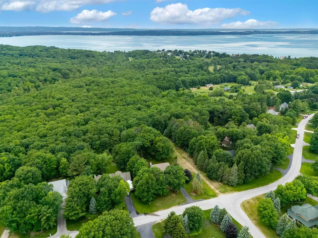 3569 Kennedy Place Acme Township MI 49690