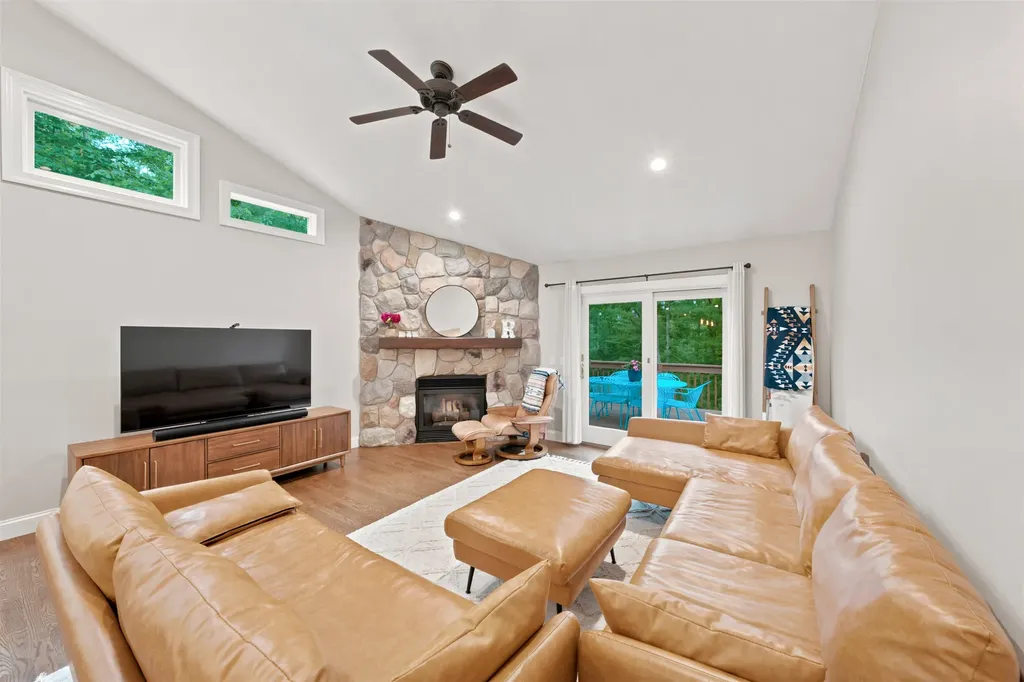 3569 Kennedy Place Acme Township MI 49690