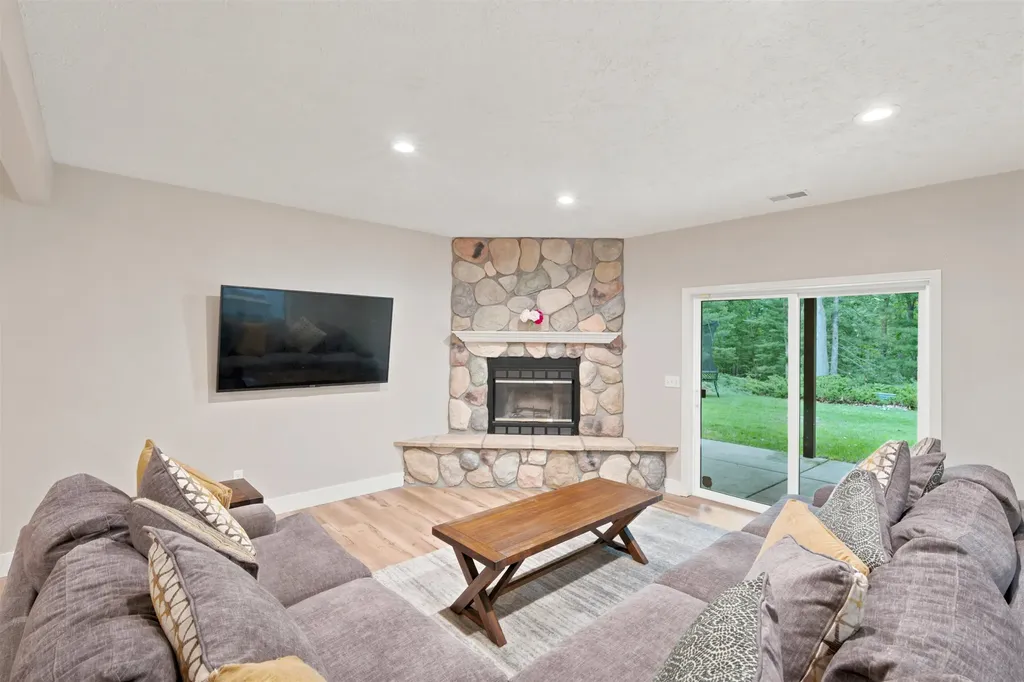 3569 Kennedy Place Acme Township MI 49690