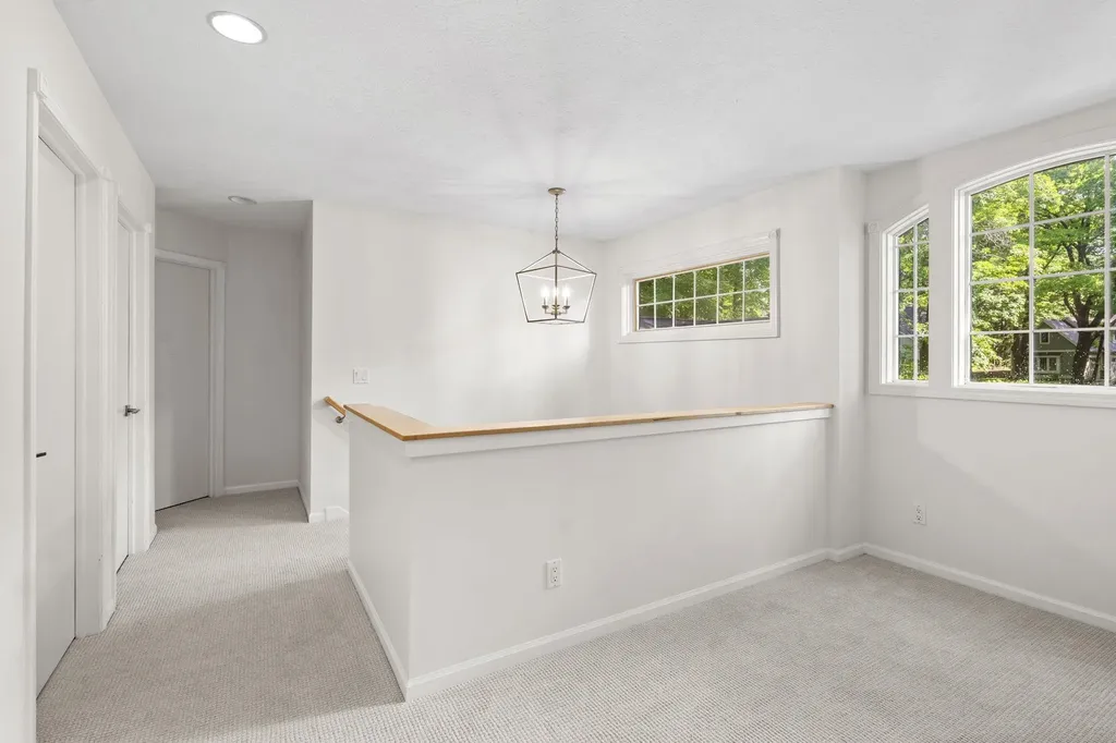 10268 E Twin Oaks Drive Elmwood Charter Township MI 49684