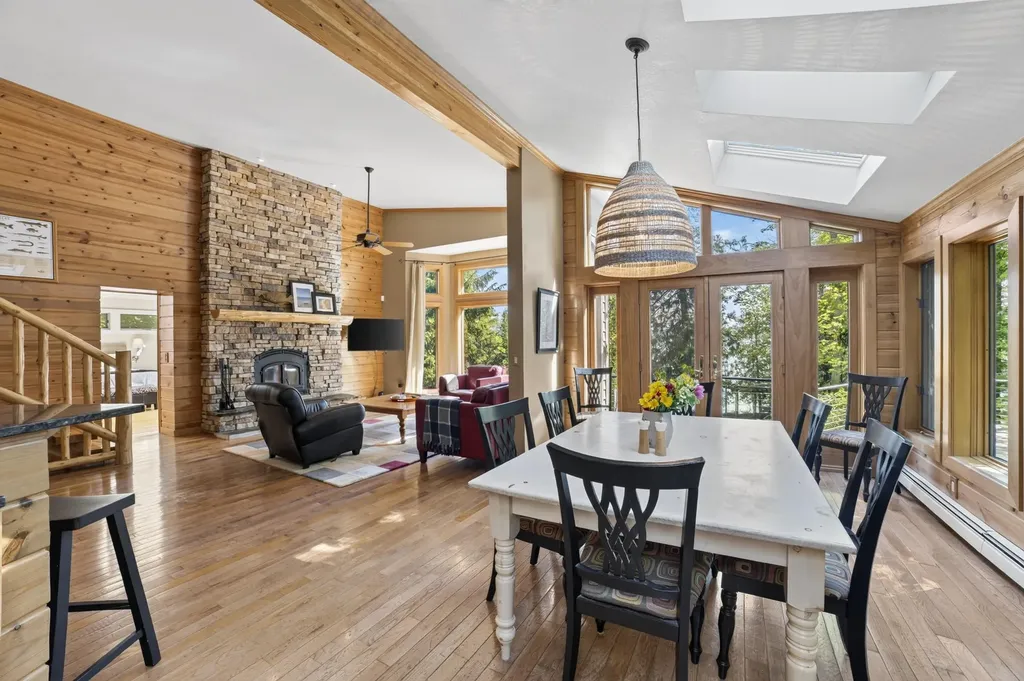 12246 Pineridge Trail Torch Lake Township MI 49648